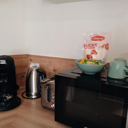 Les Studios De La Gare Linge Cafe The Inclus Wifi Vannes Bagian luar foto