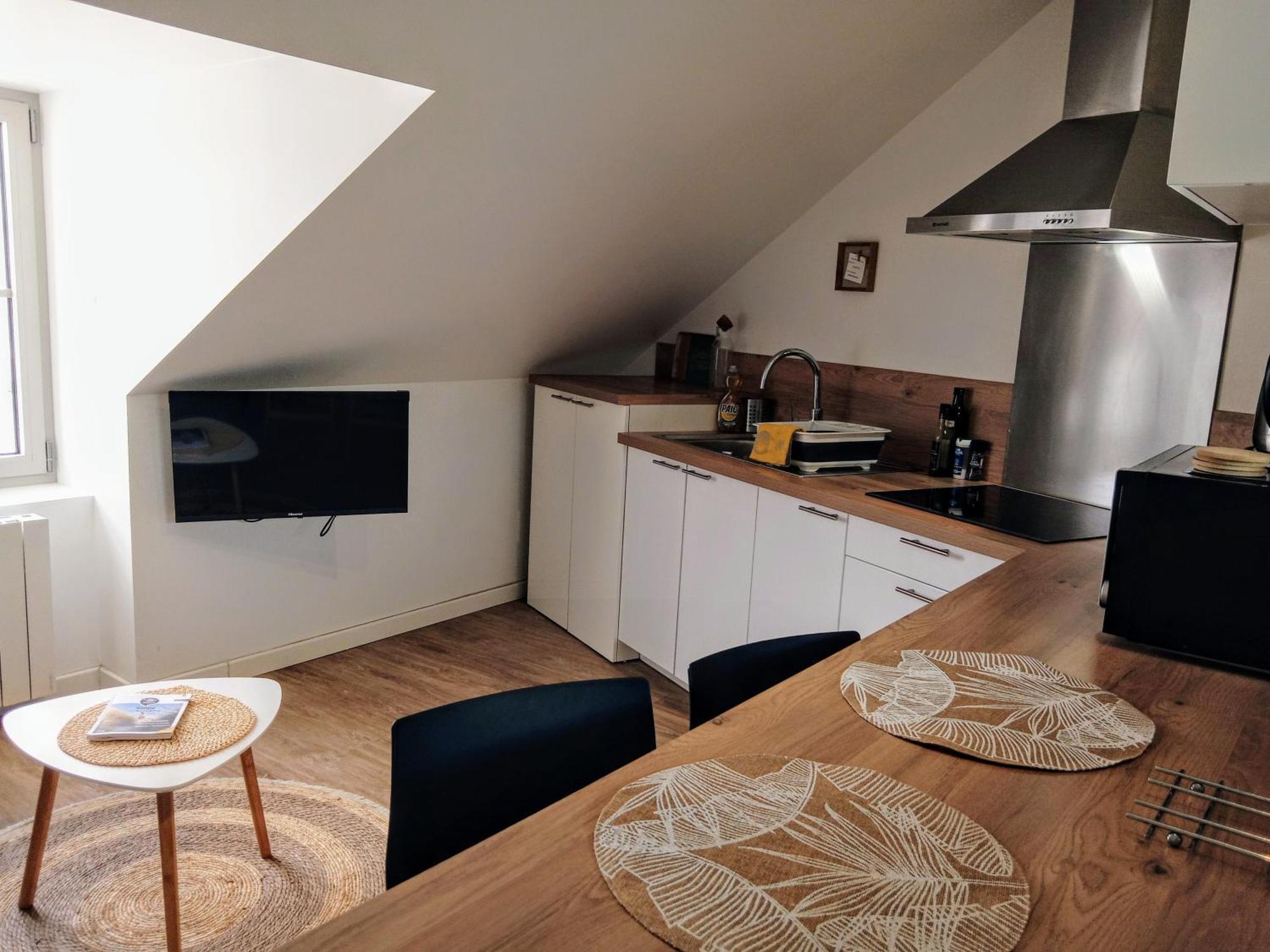 Les Studios De La Gare Linge Cafe The Inclus Wifi Vannes Bagian luar foto