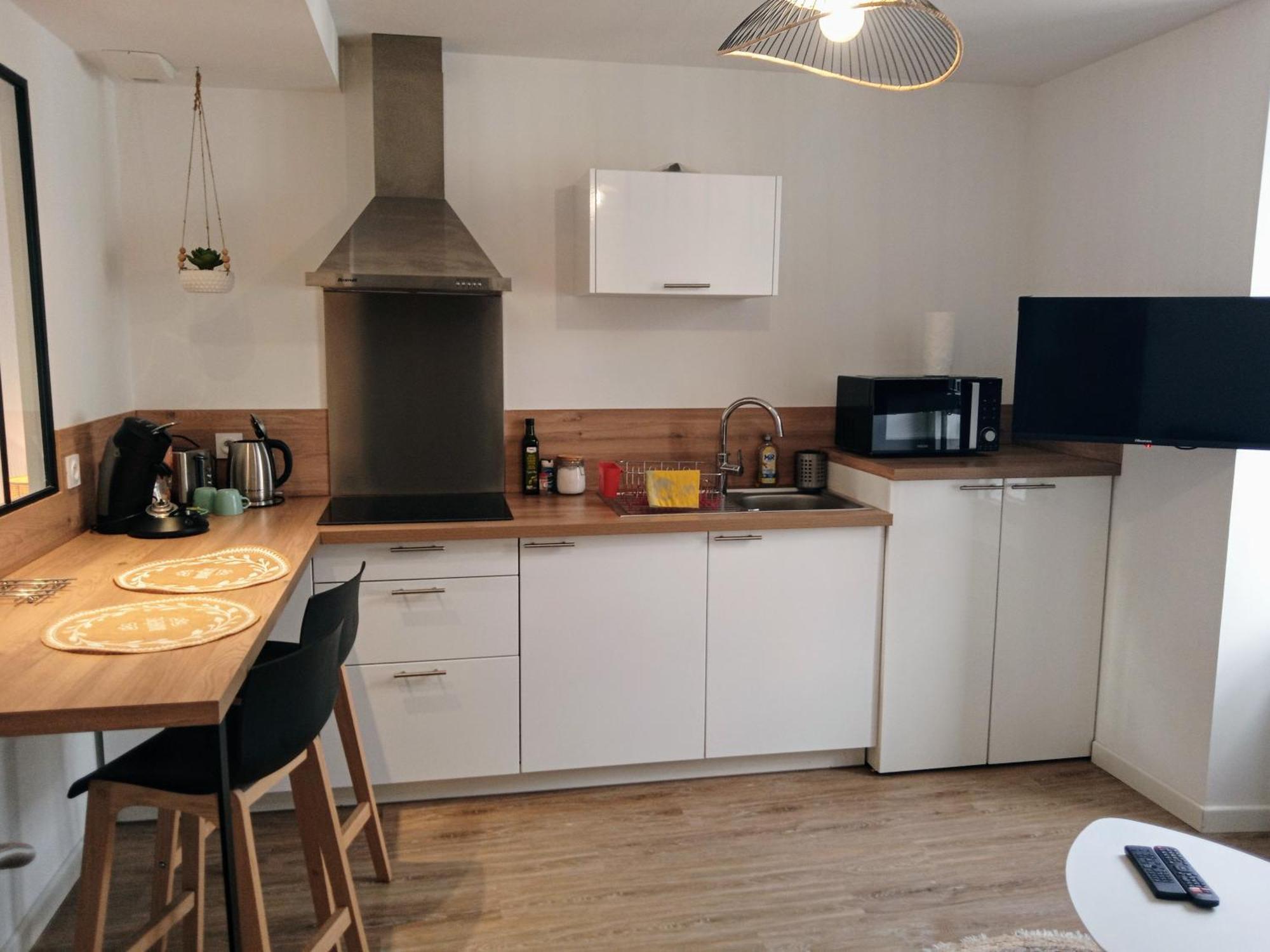 Les Studios De La Gare Linge Cafe The Inclus Wifi Vannes Bagian luar foto