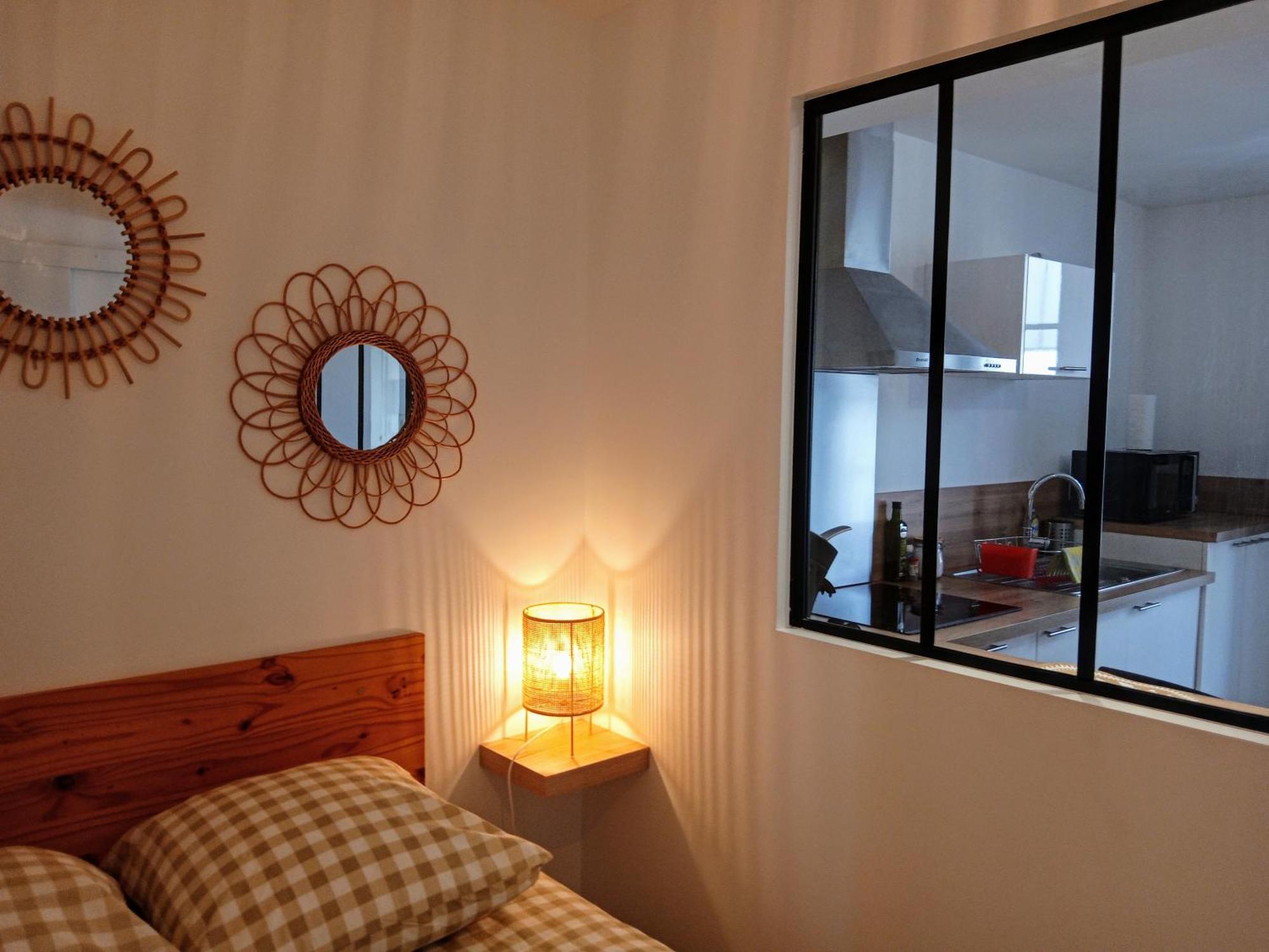Les Studios De La Gare Linge Cafe The Inclus Wifi Vannes Bagian luar foto