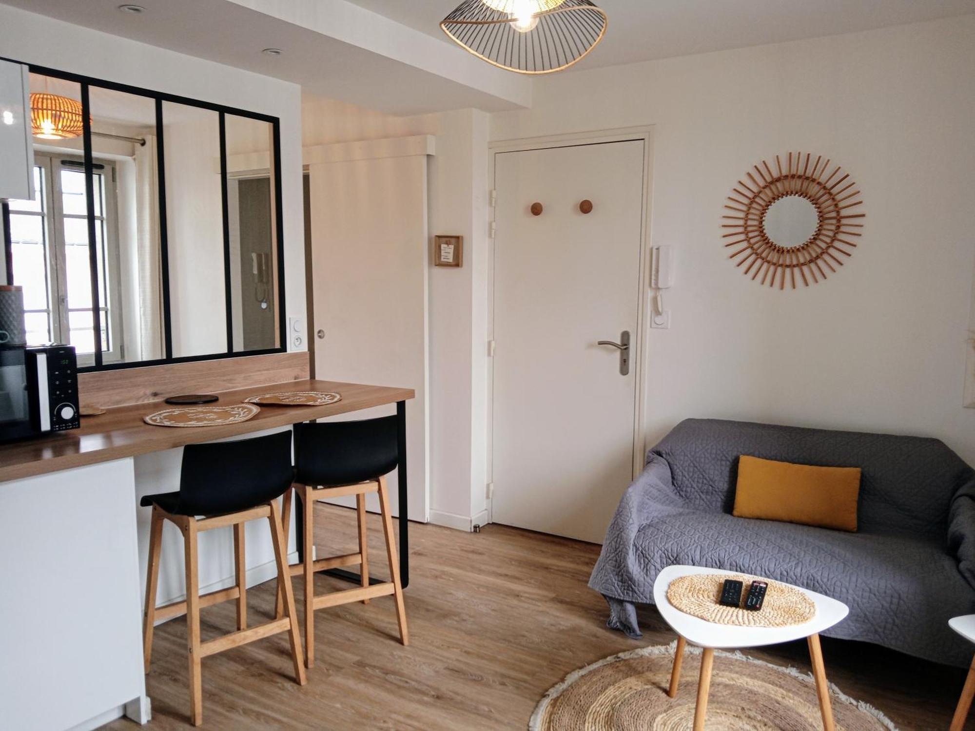 Les Studios De La Gare Linge Cafe The Inclus Wifi Vannes Bagian luar foto